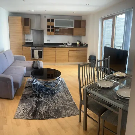 Sugarhill Leeds Docks Apartment