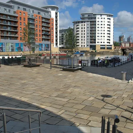 Apartment Sugarhill Leeds Docks *